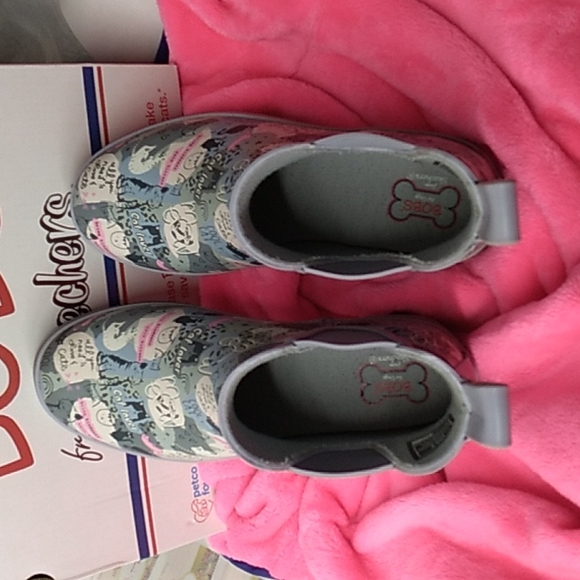NIB Women's BOBS by Skechers waterproof 🐈cat boots size 6 - Picture 7 of 11